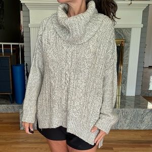 JLO Cowl Neck Sweater Sz Large